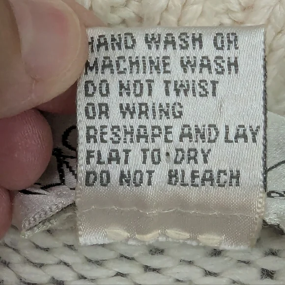 Nicole Winter Medium Vintage Sweater Floral Needlep-looking Designs - Picture 11 of 13